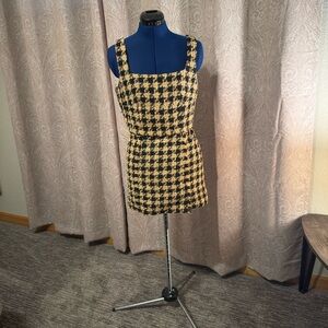 Stylish Houndstooth 2 piece top with skirt